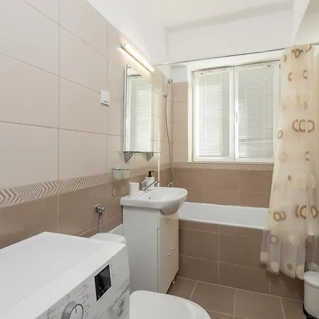 Apartment Parklake Studio Near Dristor Metro Bucharest *
