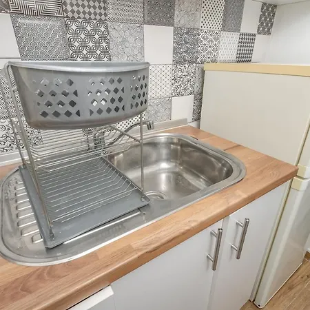 Apartment Parklake Studio Near Dristor Metro Bucharest Bucharest