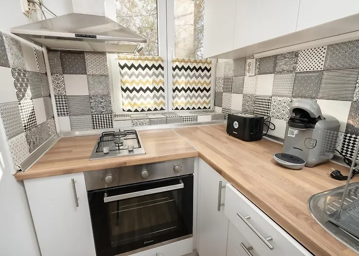 Relaxing Near Parklake Mall With Metro Access بوخارست